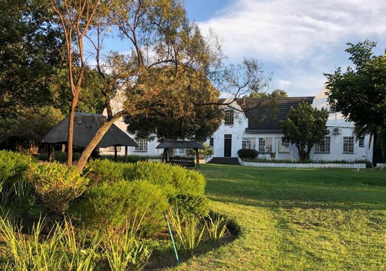 Weeping Willow Midrand Eksteriør billede